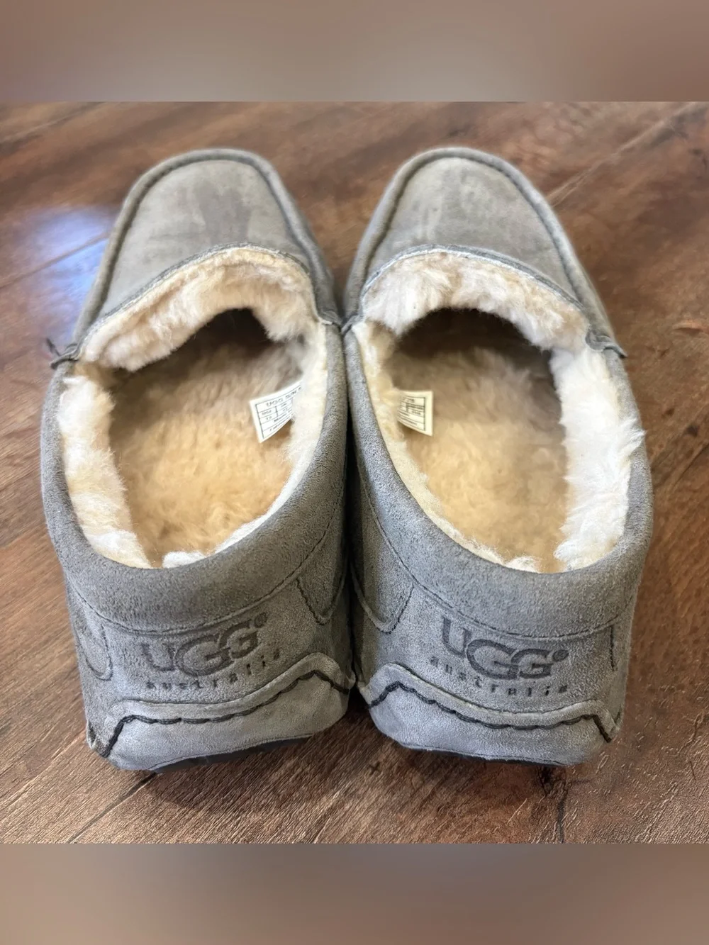 UGG Australia Ascot Slippers Men’s 13 Gray Suede Sheepskin Lined Moccasins